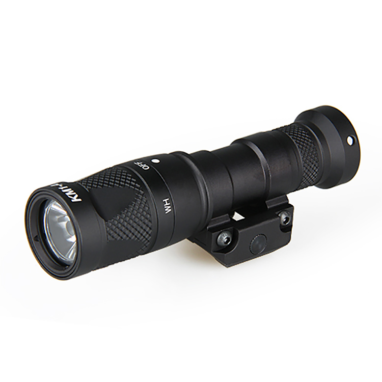 15-0066 M300V Tactical Flashlight